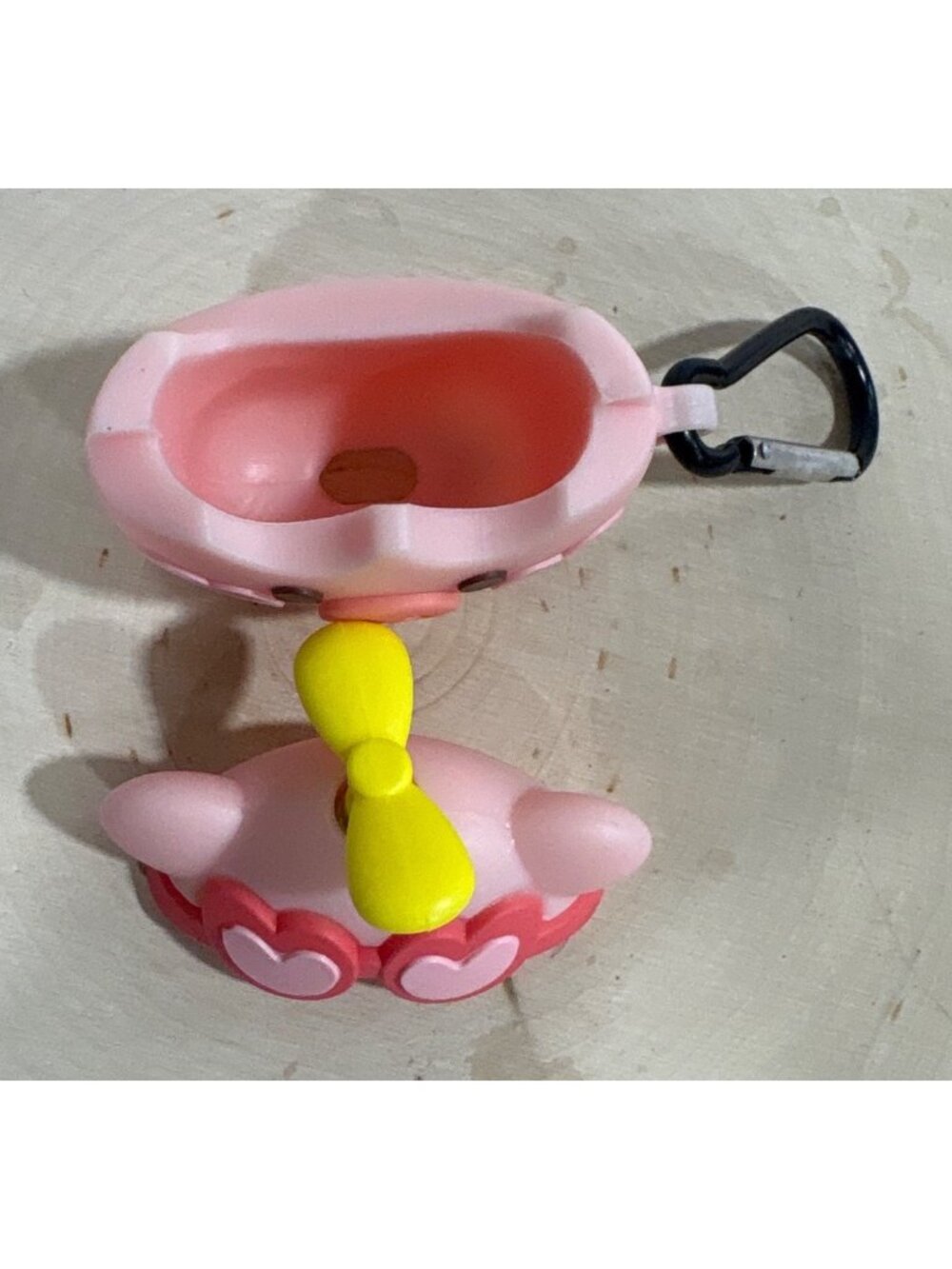 Pig-Themed AirPods 1 & 2 Case Pink Silicone With Keychain Clip - Picture 4 of 5